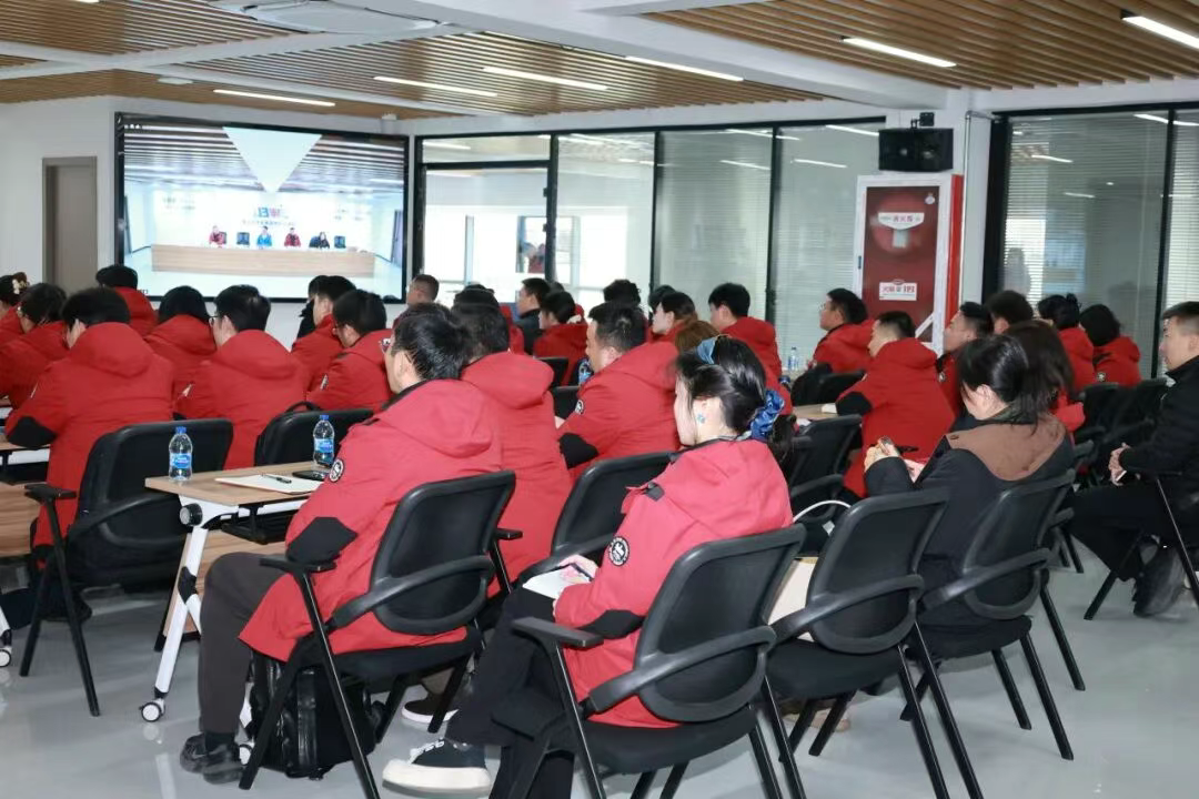 b12a83226e80ca0078f8339d5347bb08 