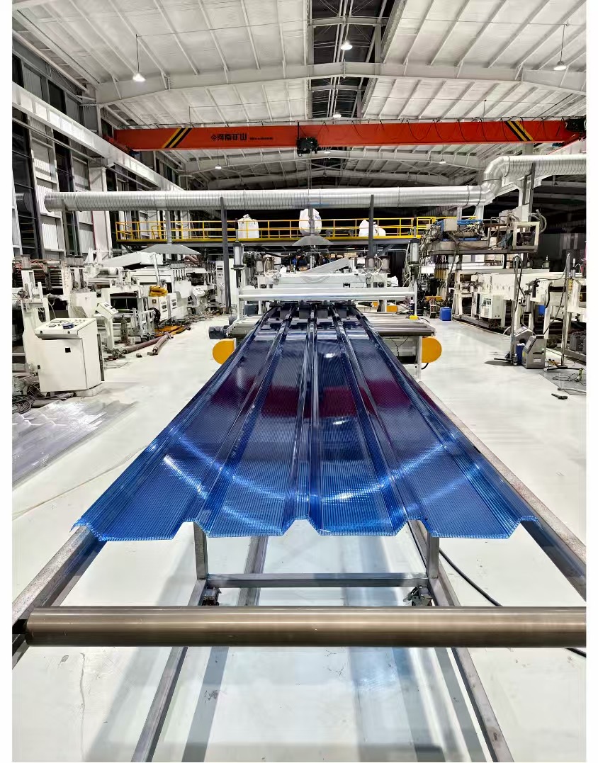 Jwell PC 中空プレート/U 型/U ロックプレート押出機プラスチック中空プレート押出機