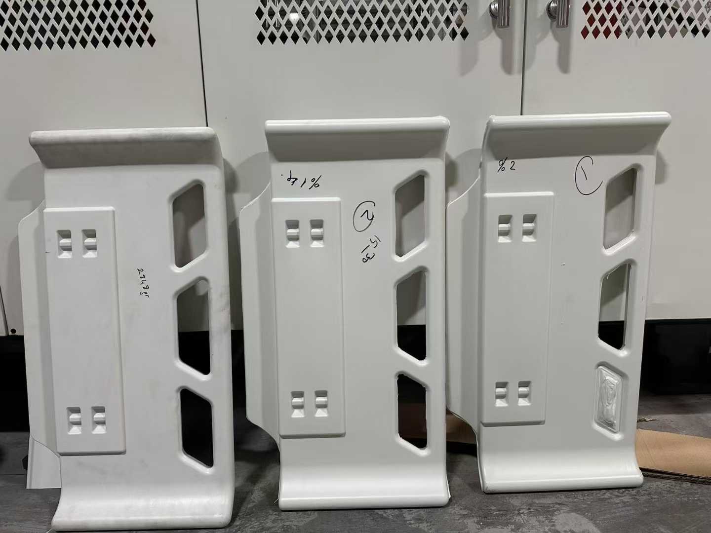 Jwell 医療用プラスチック家具病院のベッドボードフットボード/ヘッドボード用ブロー成形機